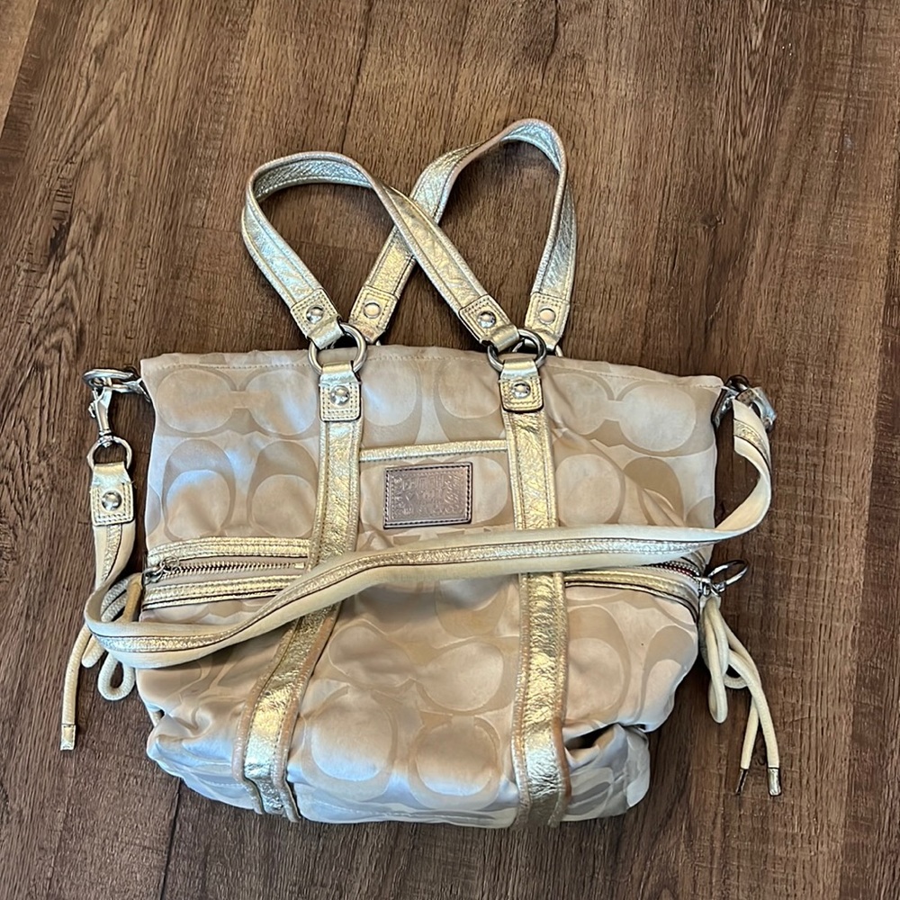Coach poppy signature C bag